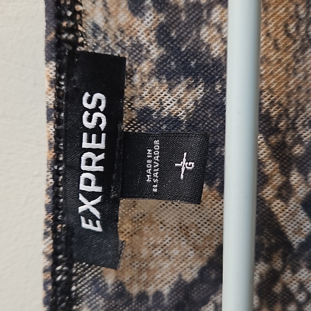 Express Bodysuit - Picture 2 of 3